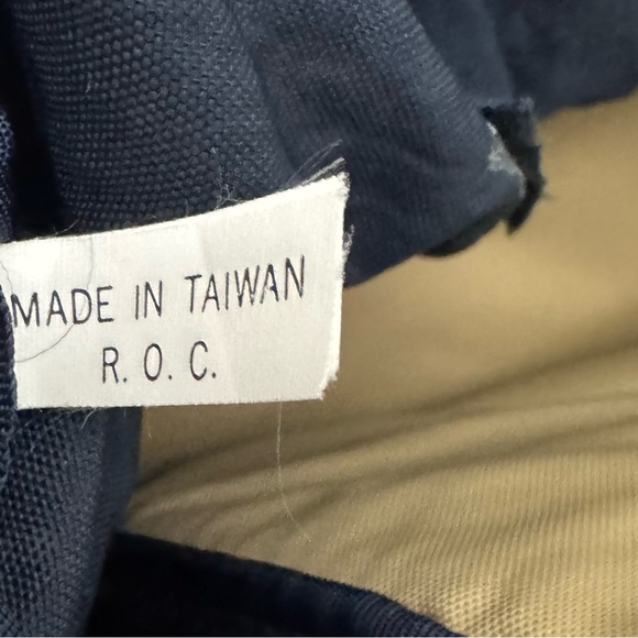 Kipling Large Dark Blue Duffel Bag Travel Gym Weekender Sports Tote - Picture 10 of 10